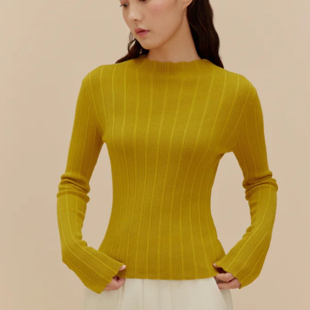Neiwai Mustard Knitted Rib Sweater